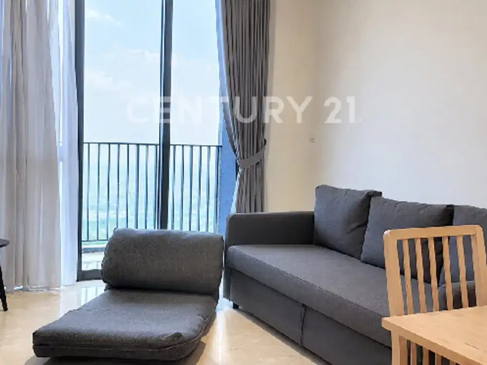 Luxurious 2 BR Marigold Navapark Condo, In A Premier Location