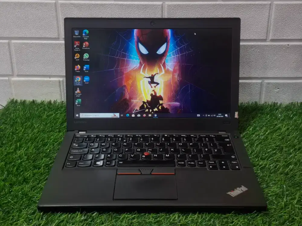 Laptop Lenovo Thinkpad x260 intel core i5-6300U RAM 4 GB/SSD 128 GB