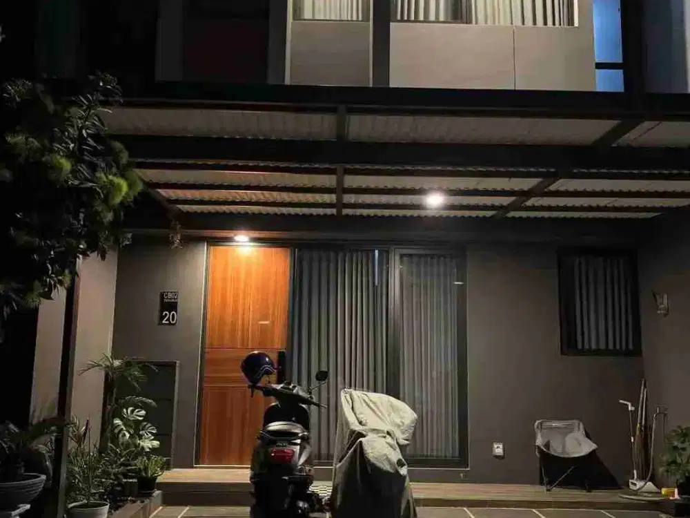 Disewakan Rumah 2 lantai semifurnished di Grand Wisata Bekasi