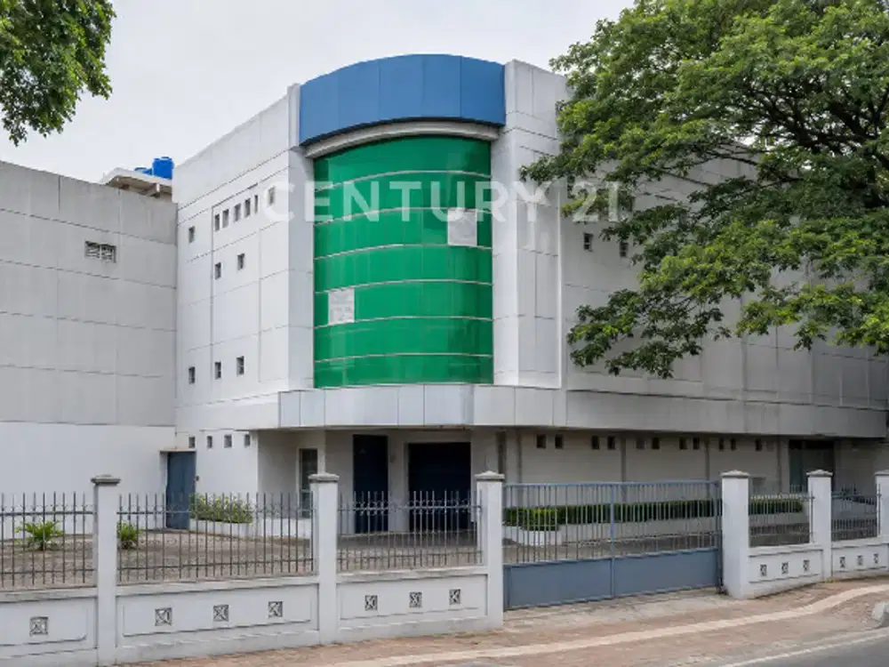 Gedung Komersial Di Jantung Cimone, Cocok Untuk Kantor & Bisnis