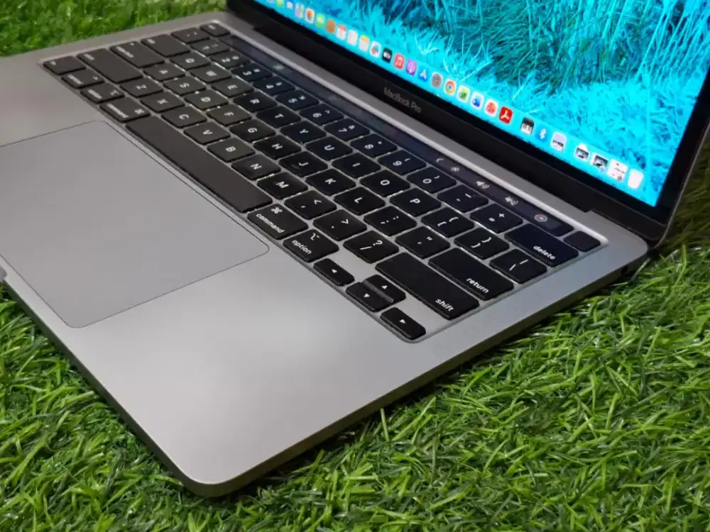 Macbook Pro 2020/intel core i5