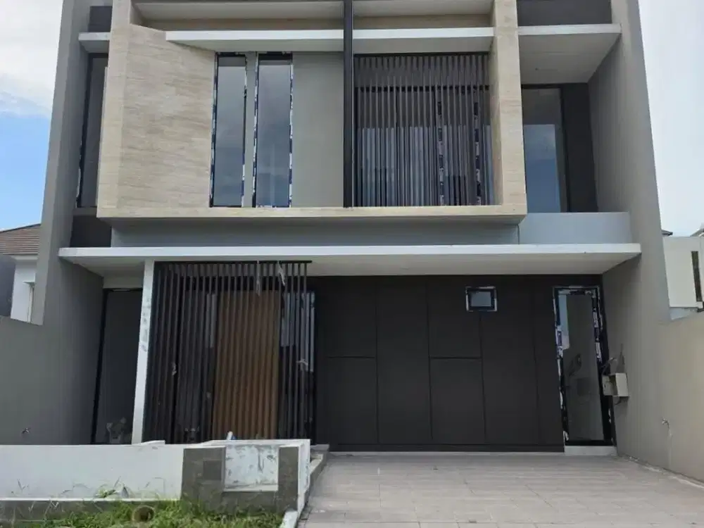 Baru Gress 2,5 Lantai Minimalis Modern Crystal Golf Citraland With Rooftop