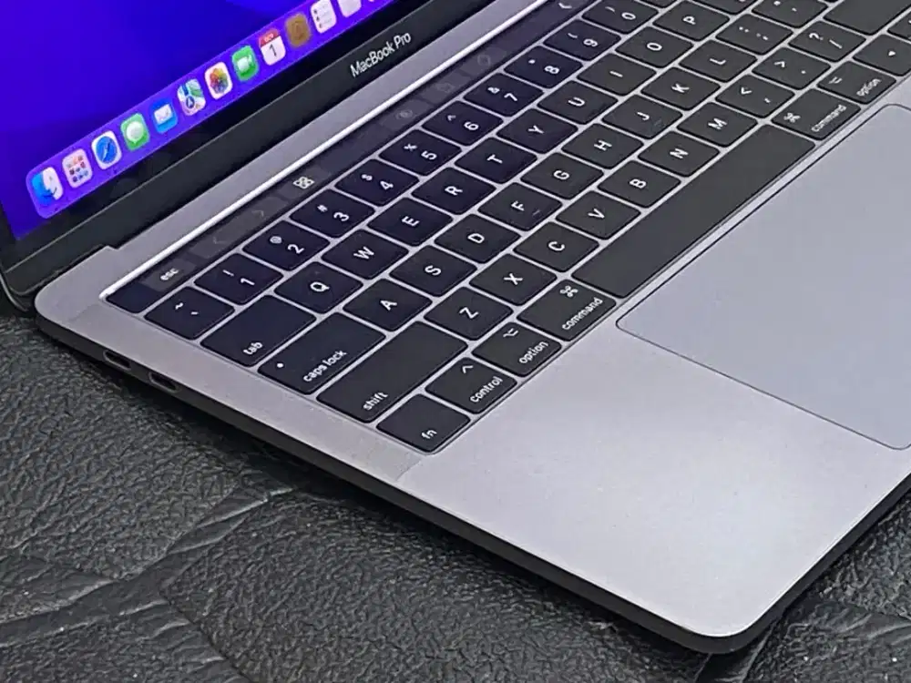 Macbook pro 2017 Touchbar (13-inch)
