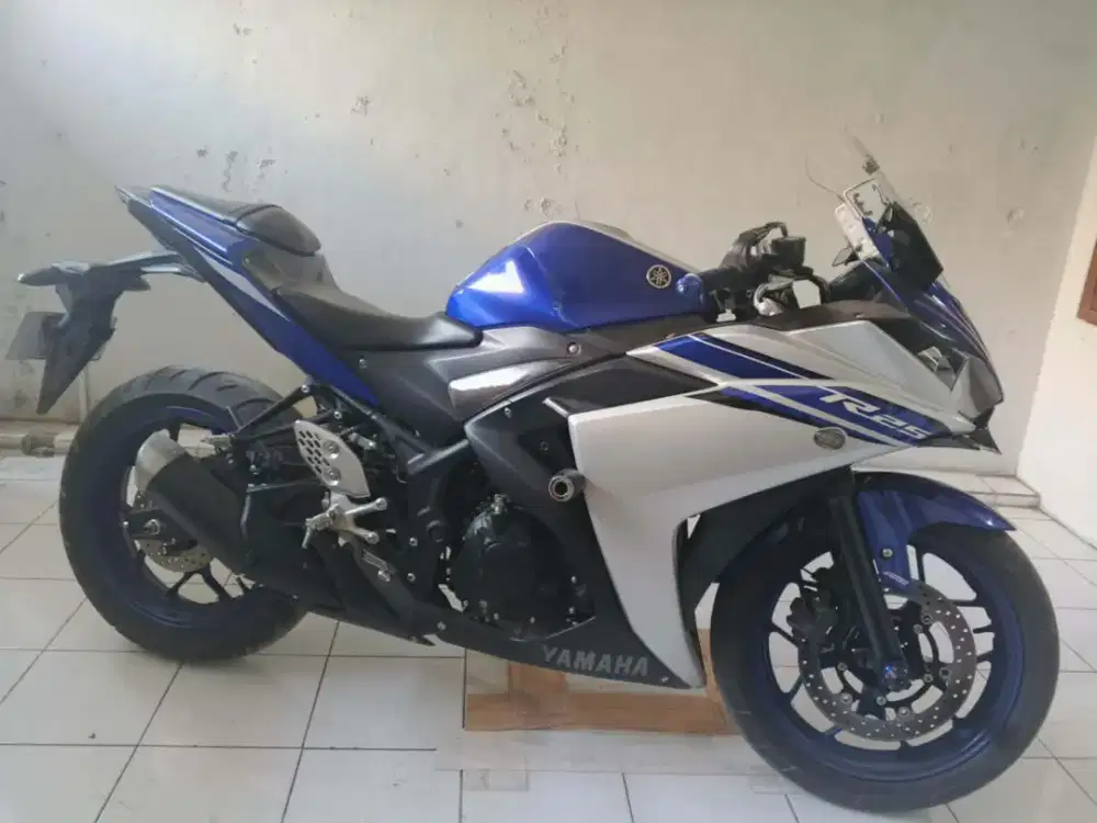 Yamaha R25 ABS 2016
