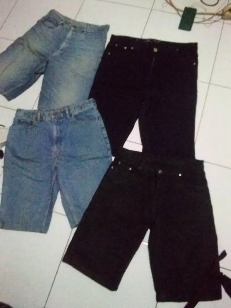 Borongan Jaket,Sweater,Kaos,Celana