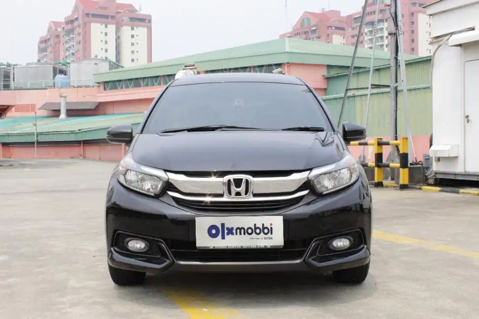 DP 7, JT Honda Mobilio 1.5 E Bensin-AT Hitam 2018