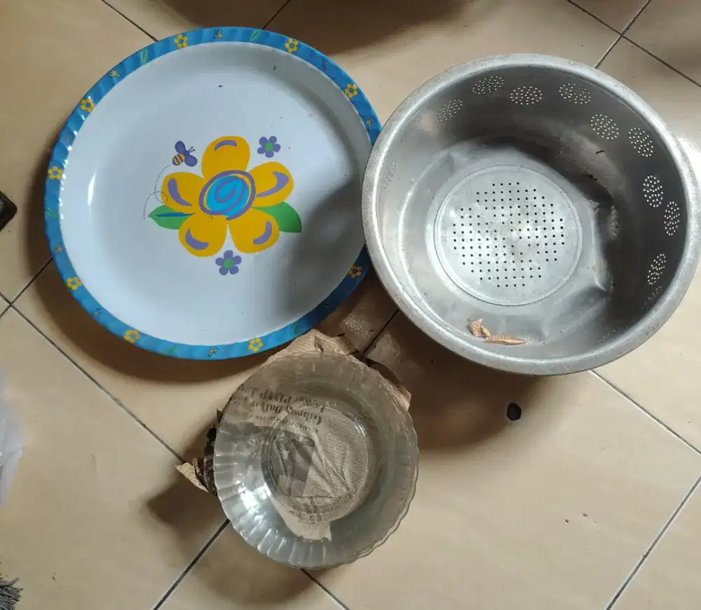 Nampan, Tempat Nasi & Piring