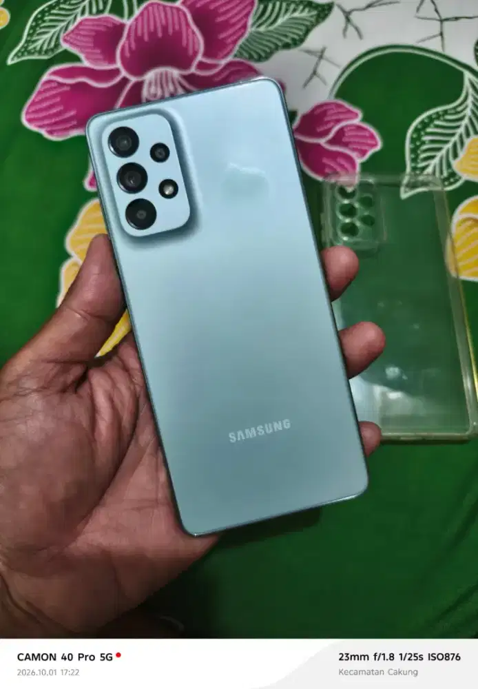 Samsung a73 5g 8/256 hp cas +1juta