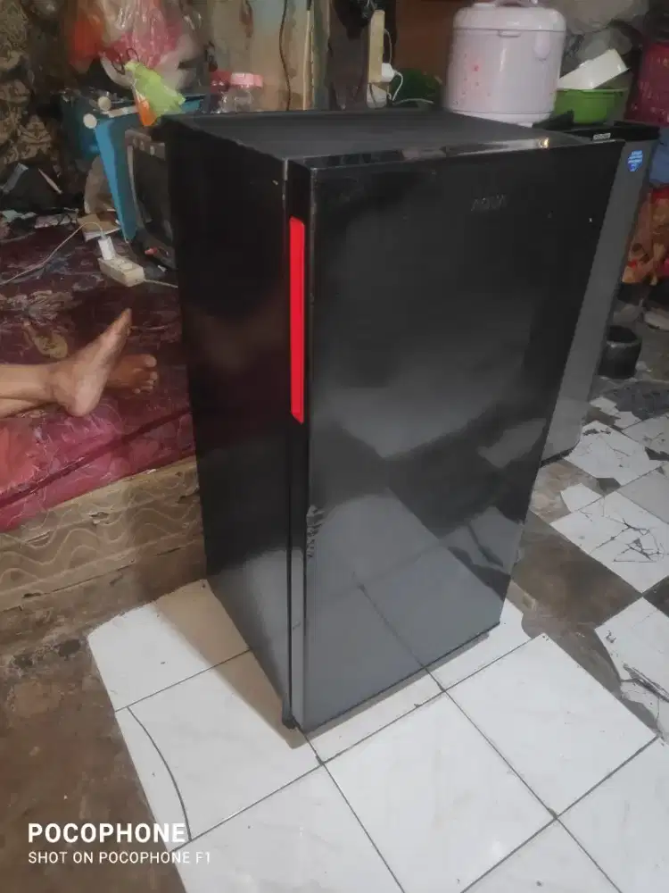 Kulkas Merk AQua
