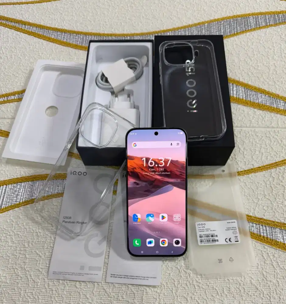 Iqoo 15R 8/256GB 5G Snapdragon 8 Gen 5 Garansi Resmi Fullset