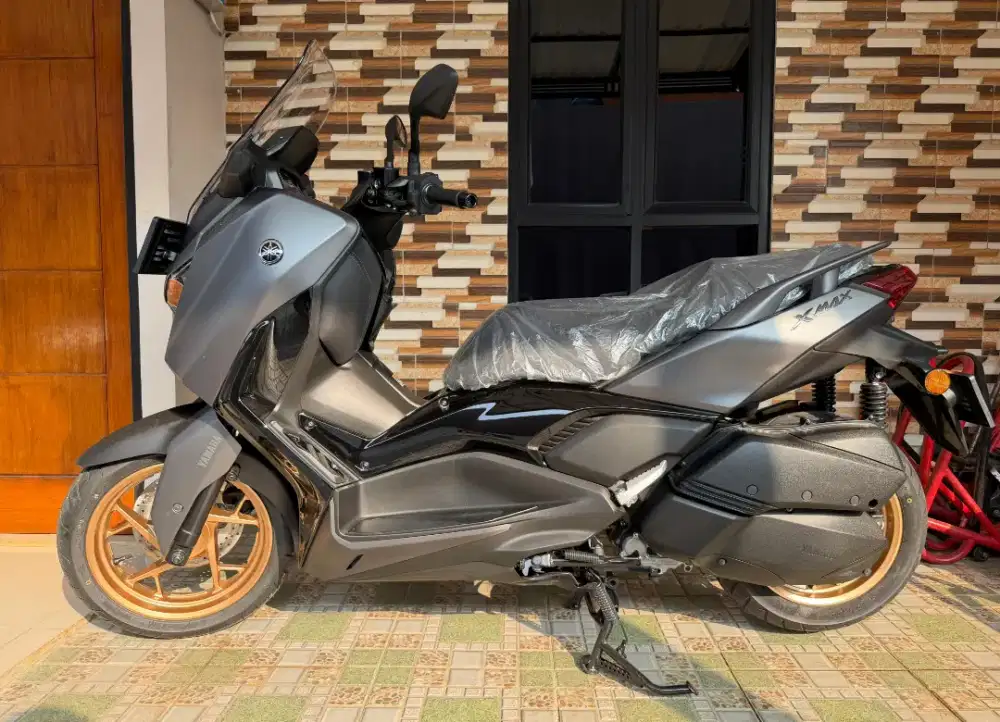 Xmax techmax 250 abs tahun 2026 like new
