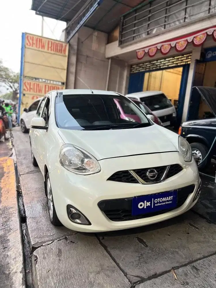 NISSAN 2016 MARCH 1.5 MT PUTIH ORI OTOMART 286 KENJERAN