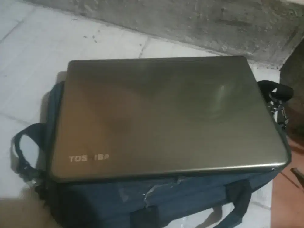 Toshiba satellite L40-A