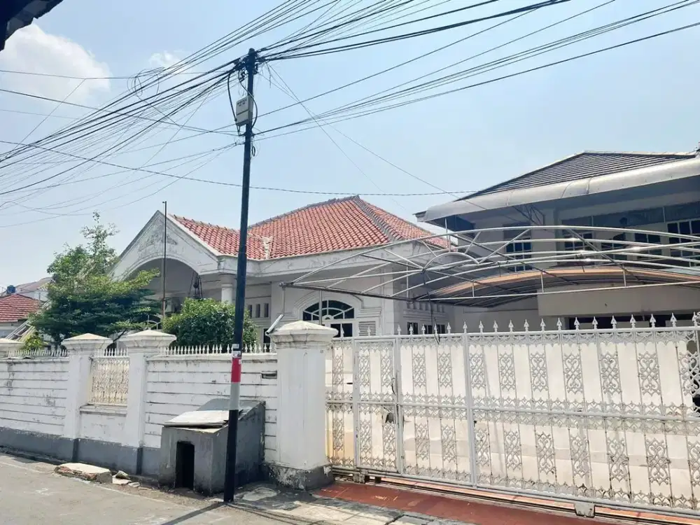 TURUN HARGA RUMAH LUAS 500 M RAWAMANGUN!! HARGA SUDAH DITURUNKAN LAGI SEGERA AMBIL KESEMPATAN INI 654A