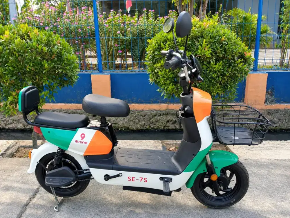 Sepeda Listrik E-Nine 9 Mulus