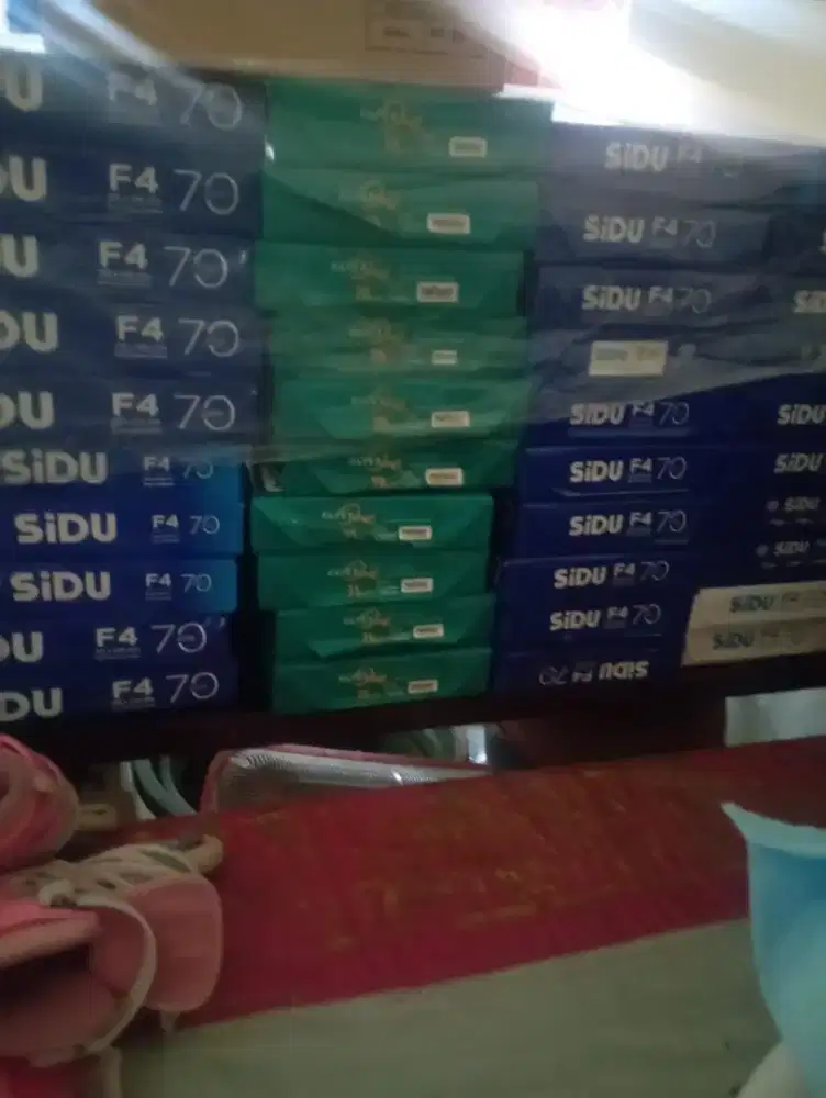 Kertas HVS F4 kondisi masih bagus