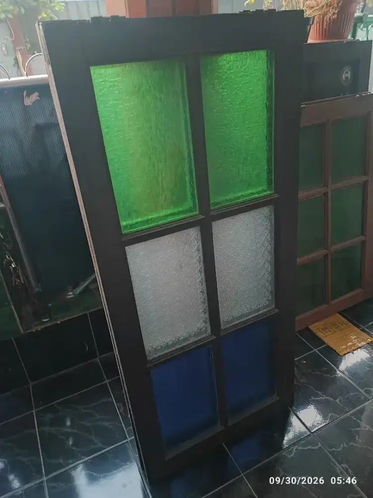 2 daun jendela layak pakai