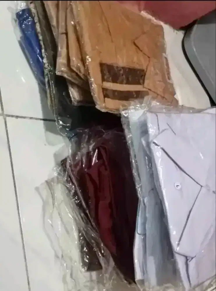 Seragam sekolah SD dan smp