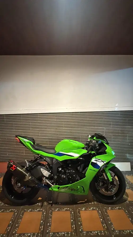 Zx6r 2026 super like new!