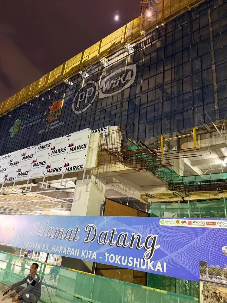 Di cari driver mobil box roda 6 untuk PT kontraktor