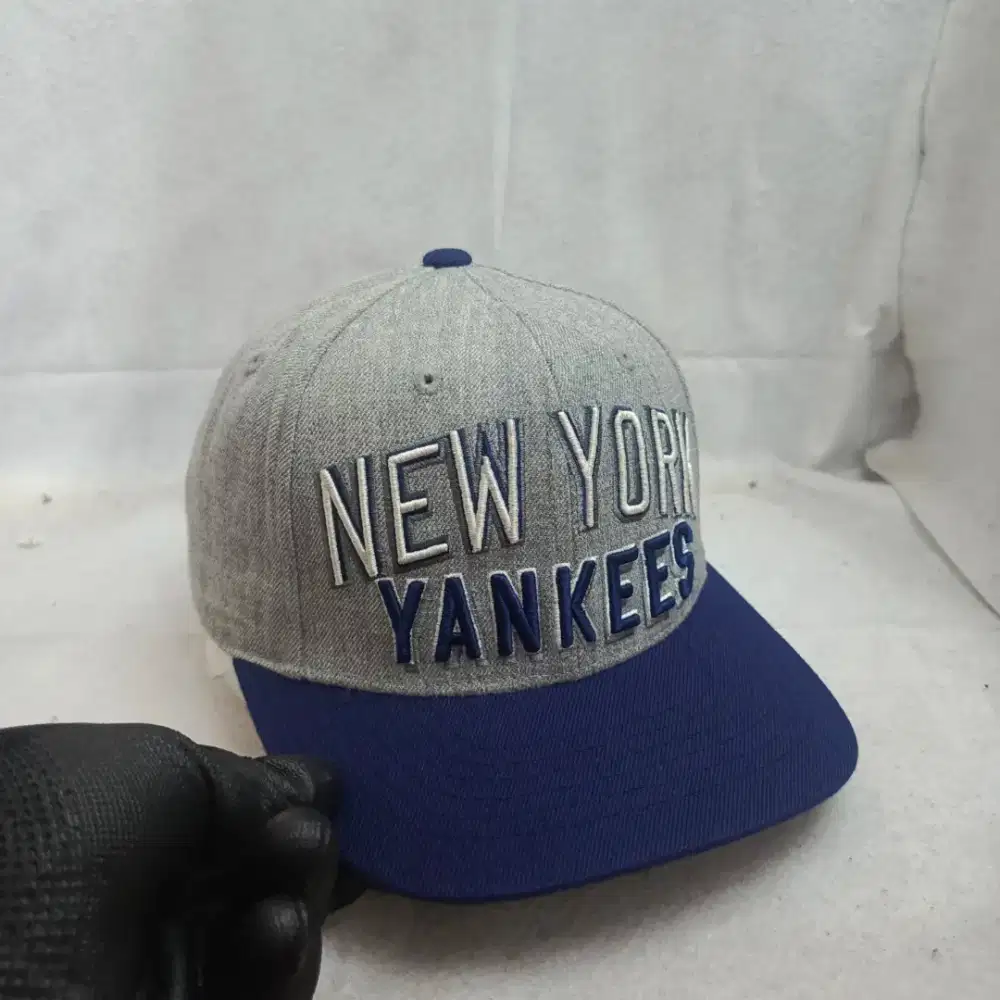 Topi Snapback MLB Major League Baseball New York Yankees Grey Navy Ori
