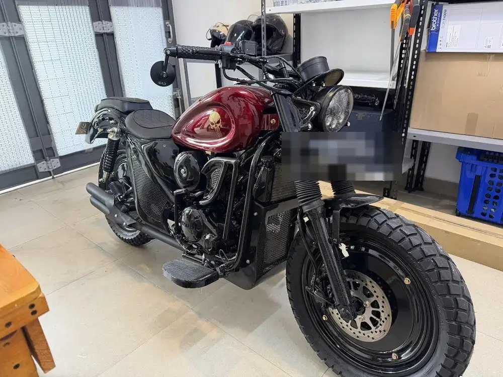 Bobber Custom Tanpa Tuas Kopling – Sangar Tinggal Gas