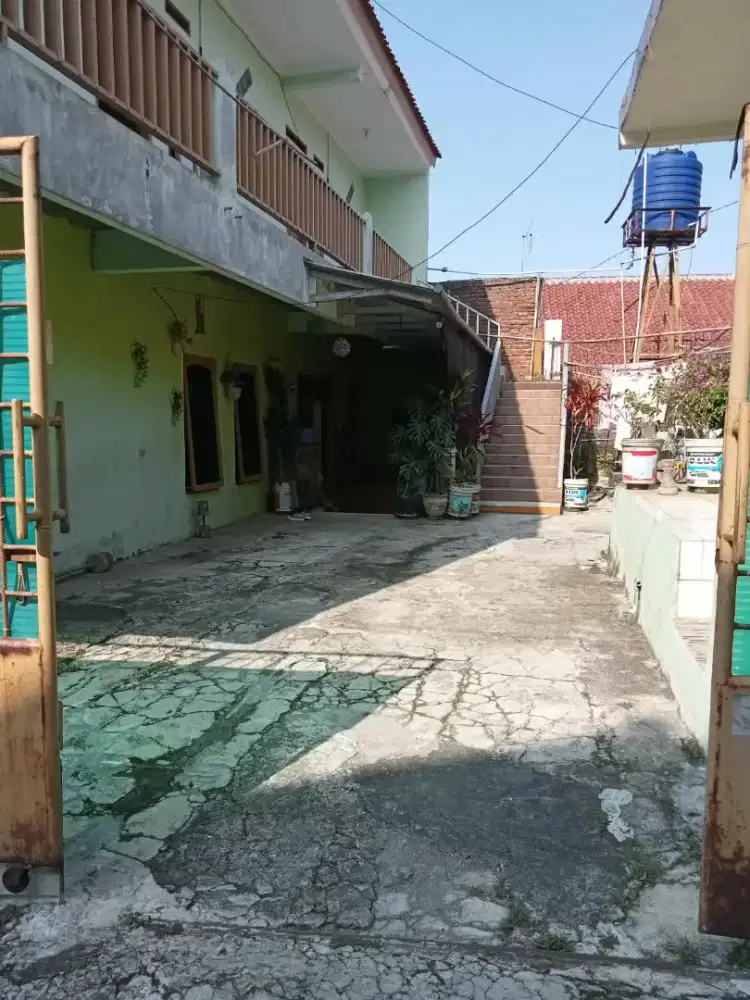 Indekost lokasi dekat sama Kampus STIEB Widyatama Bandung
