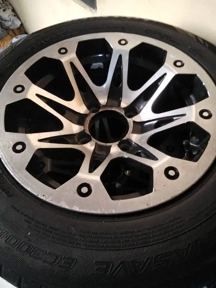 Ban Dunlop ukuran Ring 14