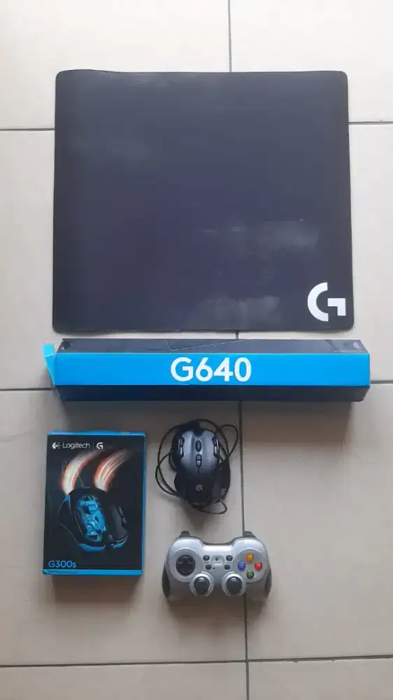 LOGITECH MOUSE, MOUSEPAD DAN JOYSTICK