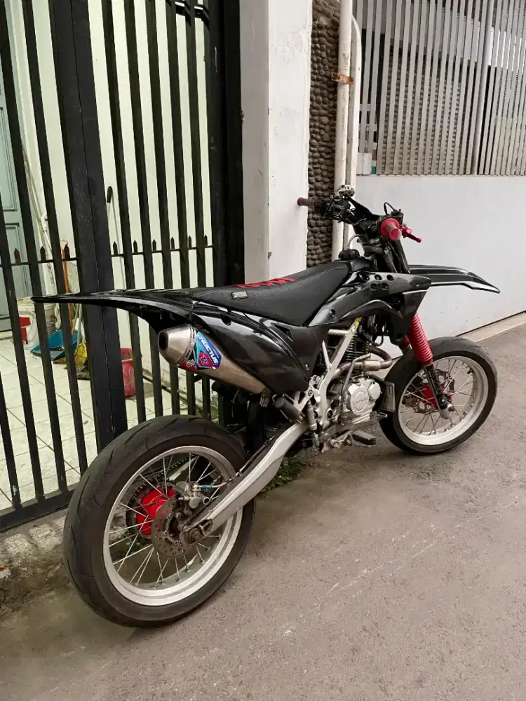 Motor kawasaki klx