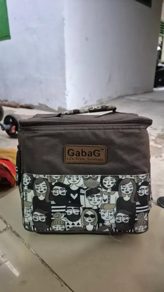 Preloved Colerbag dan Tas bayi