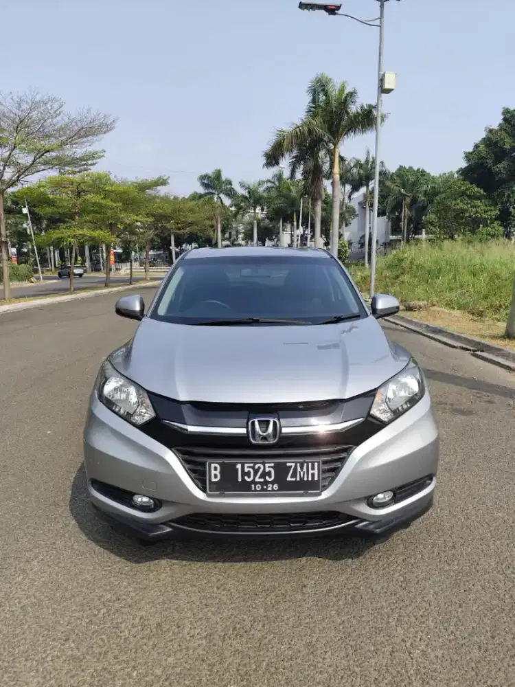 [ Cash ] Honda HR-V E AT 2016