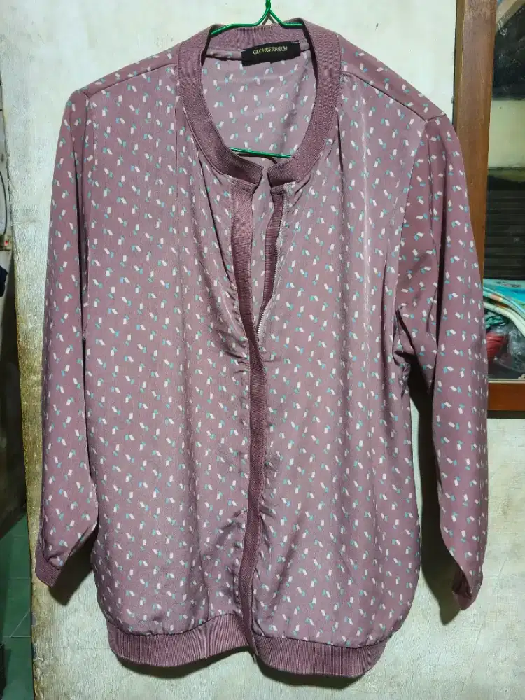 JAKET DUSTY PINK WANITA PRELOVED