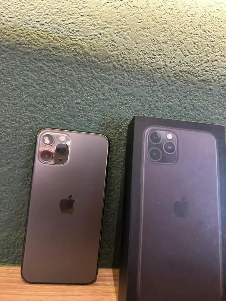 Iphone 11 pro 256gb fullset acc