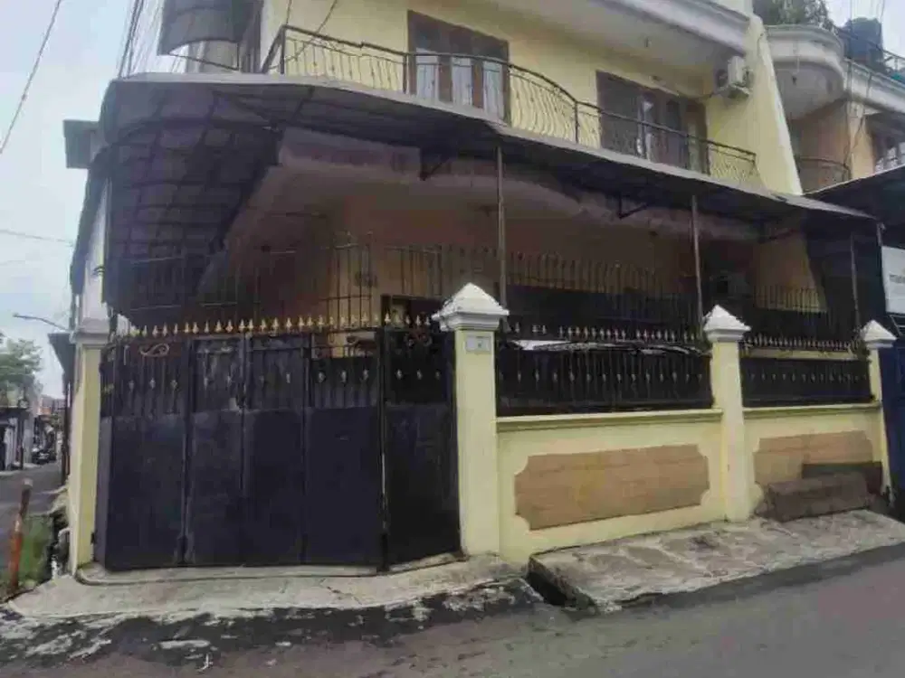 RUMAH 10 x 13 HOOK SIAP HUNI DURI KEPA JAKARTA BARAT