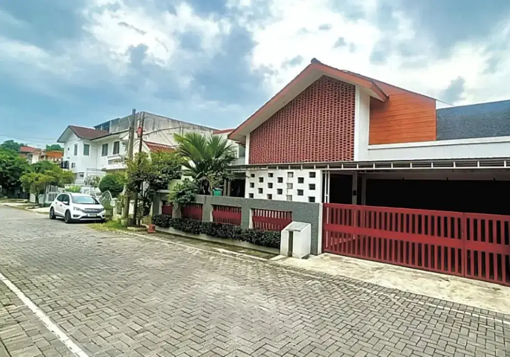 Rumah luas , homey, ring 1 undip tembalang