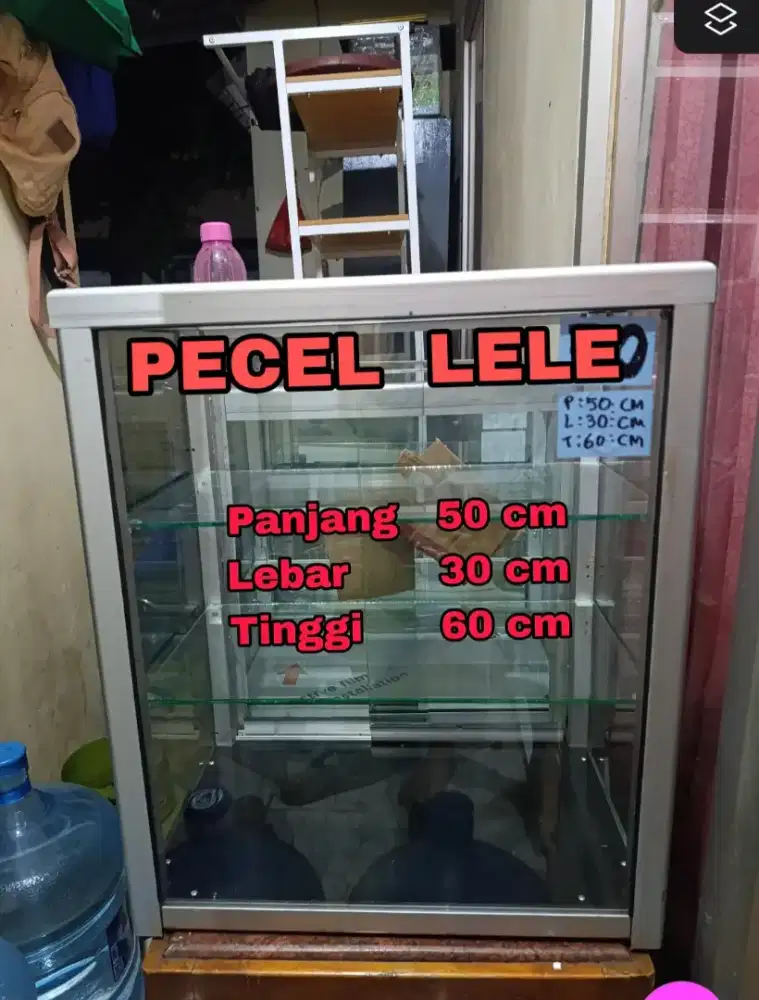 Jual Etalase pecel lele,second, Lok Pamulang barat, Tangsel