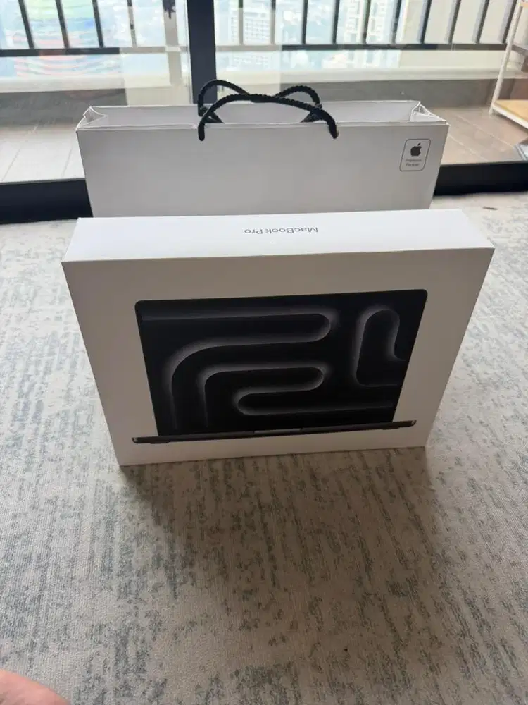 MacBook Pro M5 Pro 14” 24GB/1TB Baru Segel – Garansi Apple