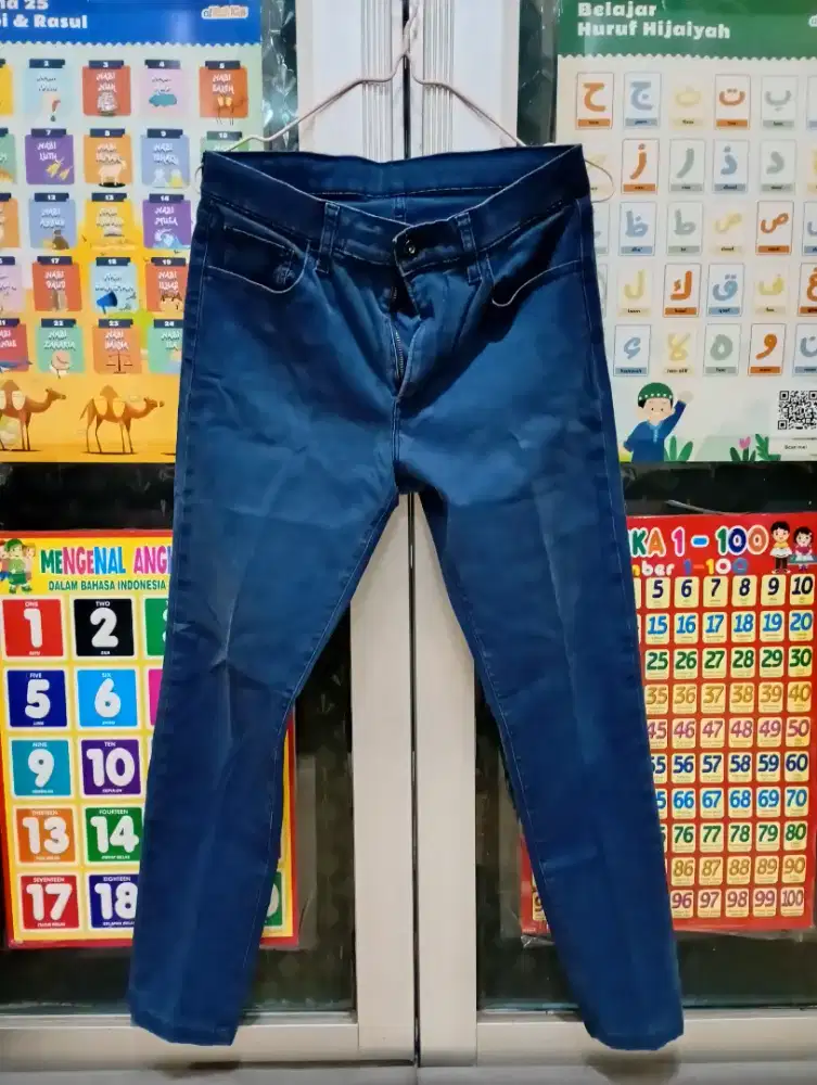 Celana Uniqlo Original Navy Blue size M Panjang 92cm