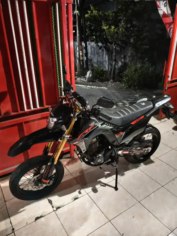 Di jual Honda crf
