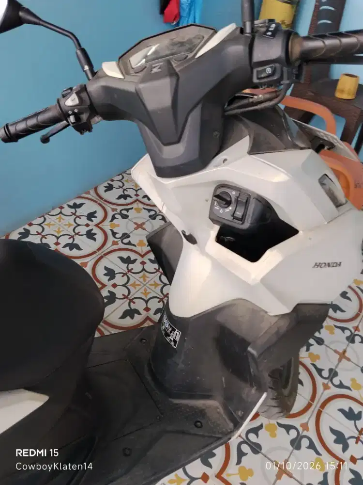 Vario 160 Putih  2025 AB Kota