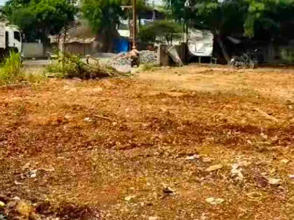 Disewakan tanah kosong pinggir jalan raya strategis