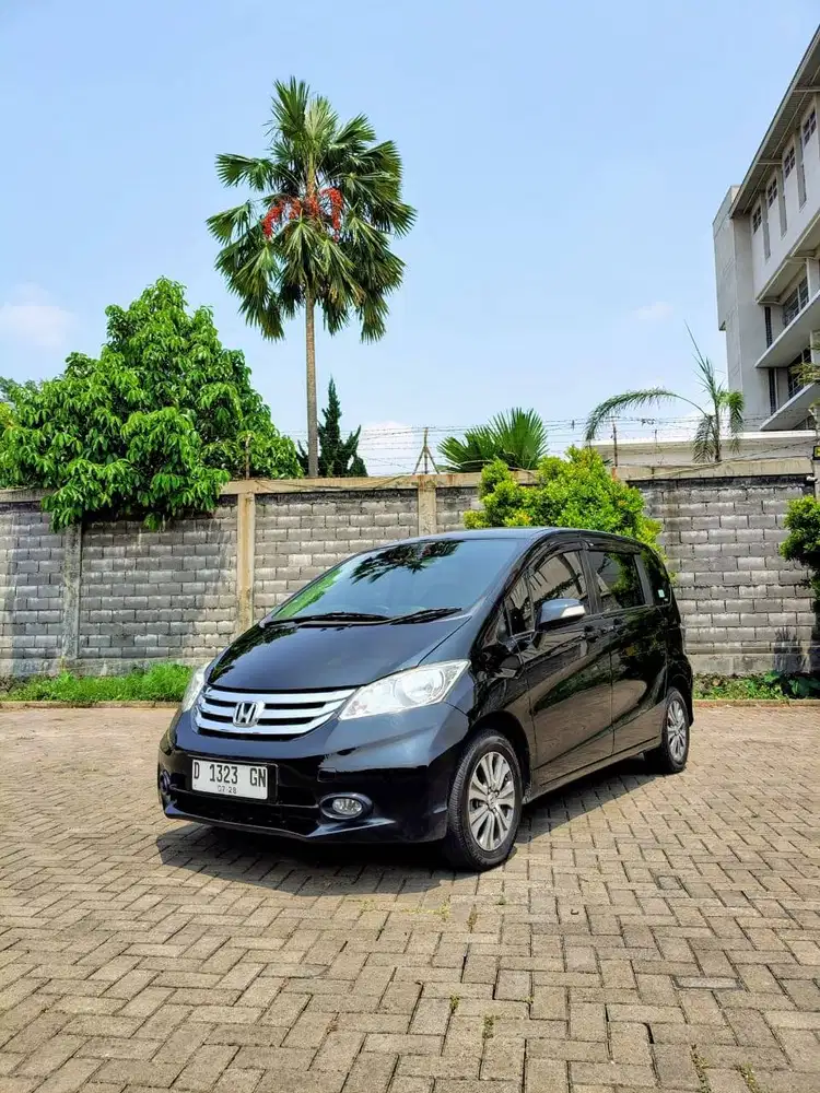 Honda Freed Psd at