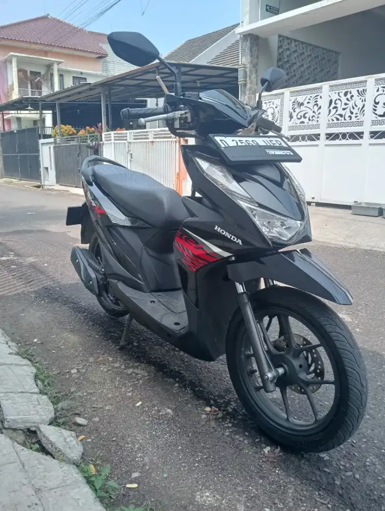Jual cepet istimewa beat CBS hitam 2022 km 20rb