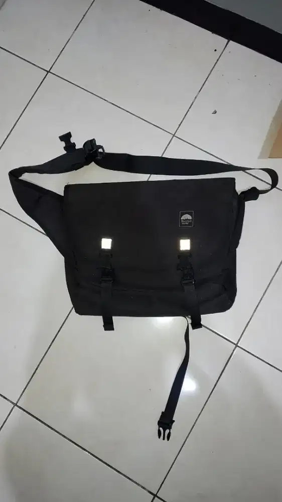 tas selempang westward works