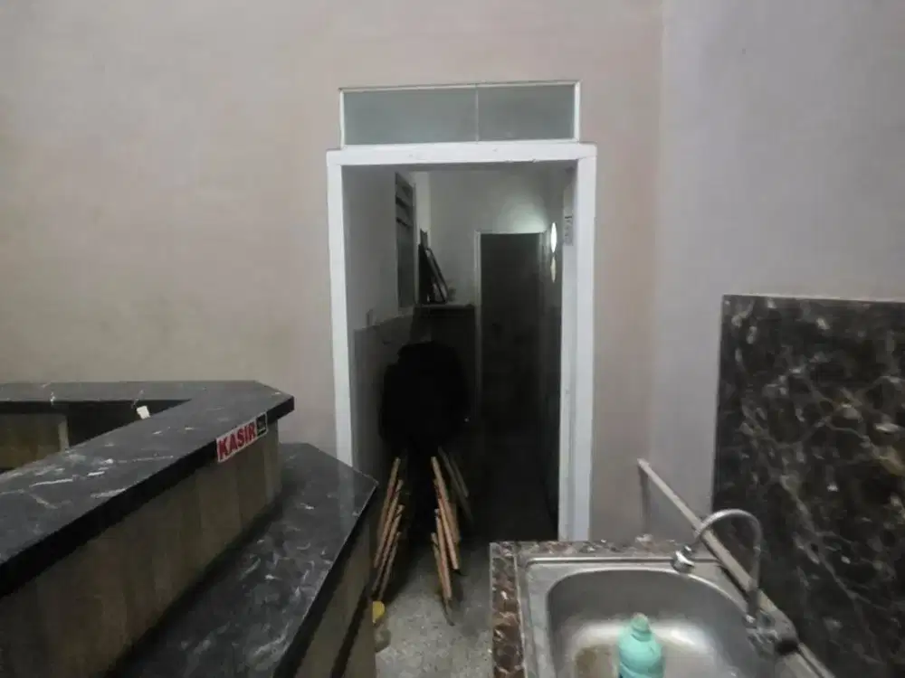 Dijual rumah usaha commercial area jalan Raya Darmo Baru Barat