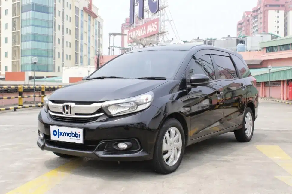 DP 7, JT Honda Mobilio 1.5 E Bensin-AT Hitam 2018