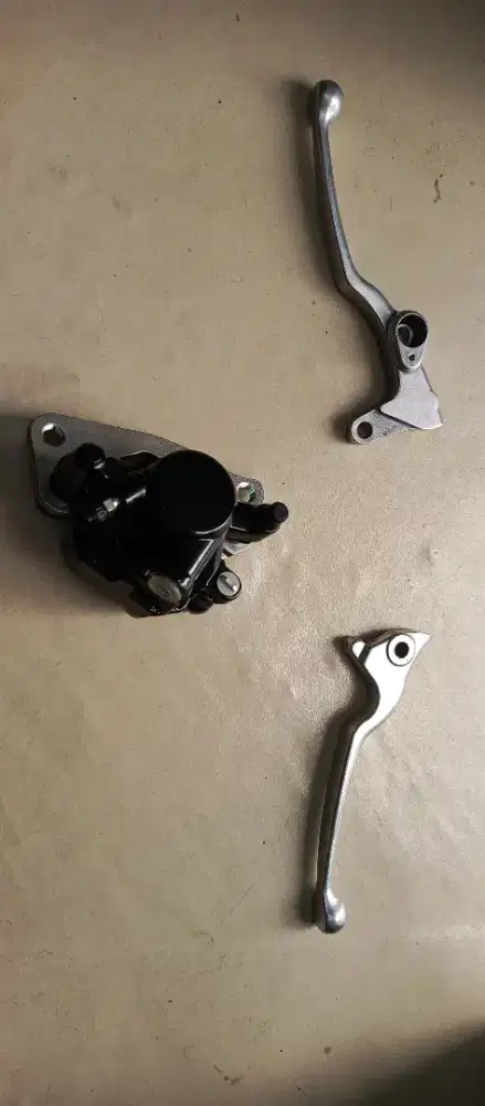 Kaliper rem Yamaha fazzio original