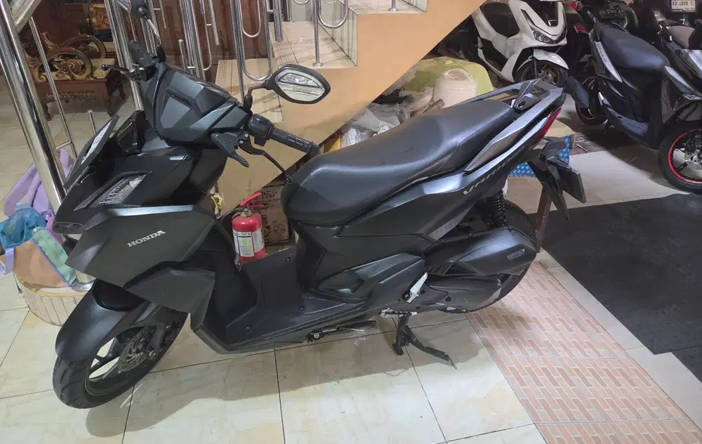 Vario 160 hitam doff 2022 gbm kredit // tunai
