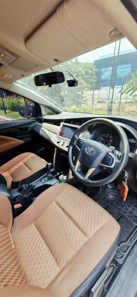Dijual kijang innova reborn 2016